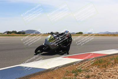 media/Apr-30-2023-CRA (Sun) [[020fcf5d43]]/Race 6-400 Expert-Amateur Supersport/